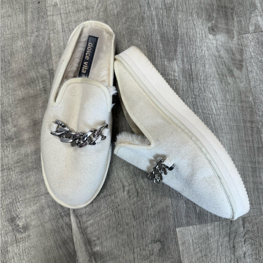 Dolce Vita / Cozy White Slip-On Mules with Chain Detail Size 8 - Picture 3 of 5